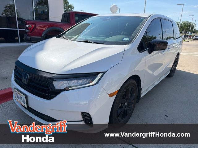 2023 Honda Odyssey SPORT's photo