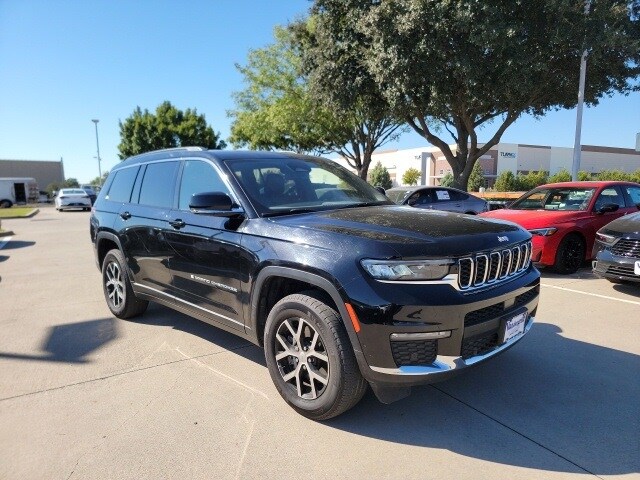 2024 Jeep Grand Cherokee Limited photo 3