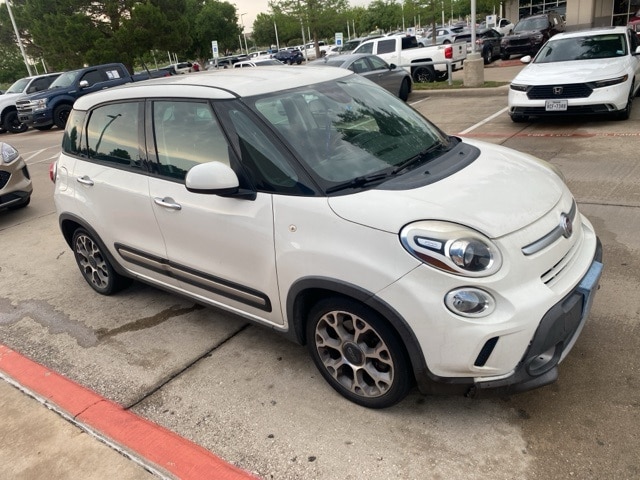 Used 2014 FIAT 500L Trekking with VIN ZFBCFADH1EZ019986 for sale in Arlington, TX