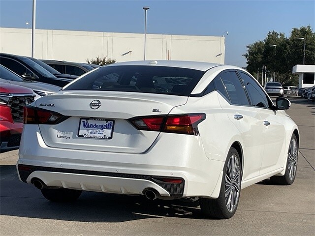 2024 Nissan Altima 2.5 SL photo 4