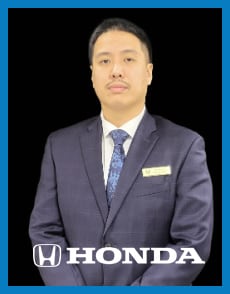 Staff member Michael Le from ID_4401abe60a56