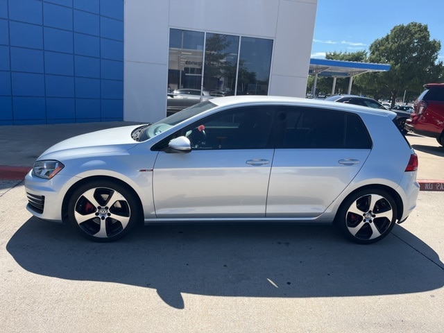 3VW5T7AUXHM058887