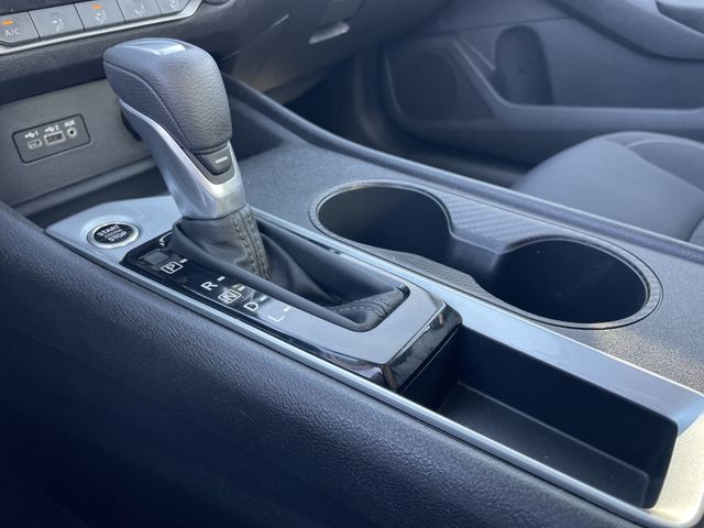 2025 Nissan Altima SV - Photo 20