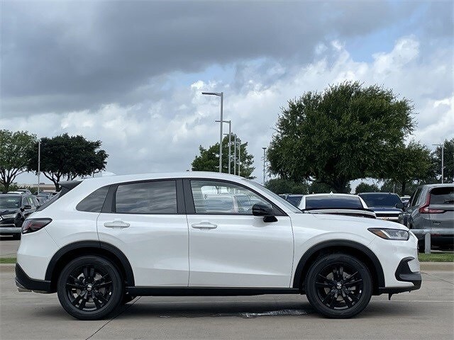 2026 Honda HR-V Sport photo 3