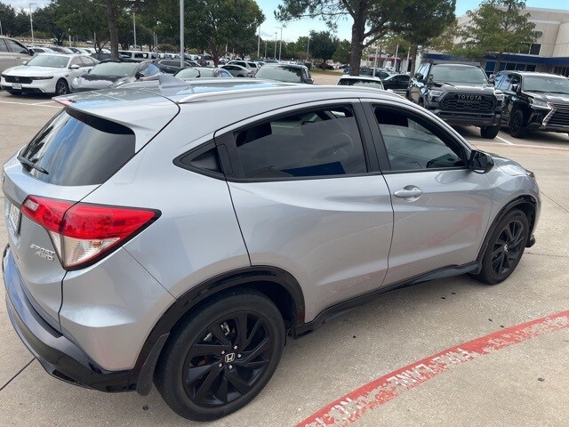 2022 Honda HR-V Sport photo 4