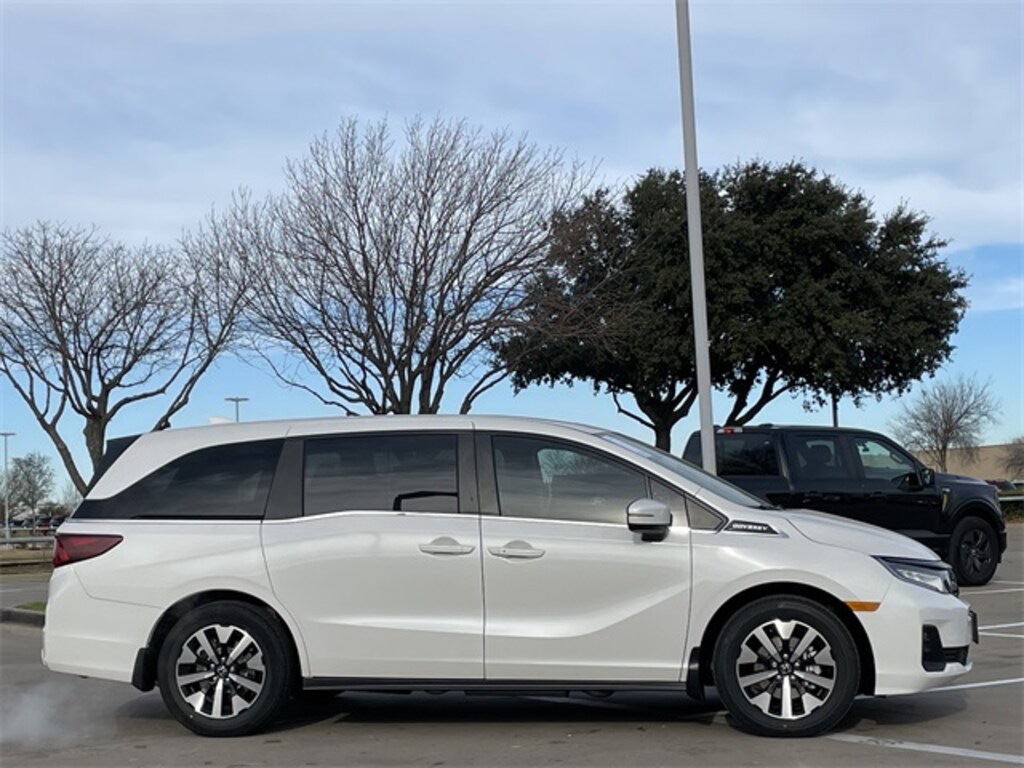 New 2026 Honda Odyssey EX-L Van Passenger