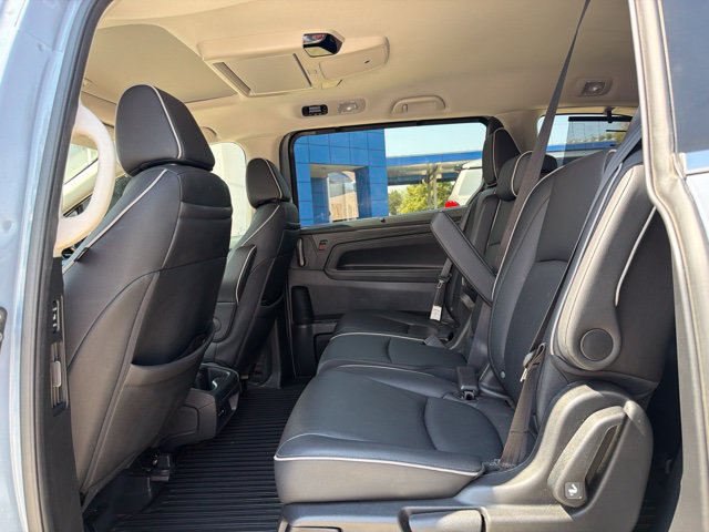 2026 Honda Odyssey Touring - Photo 14