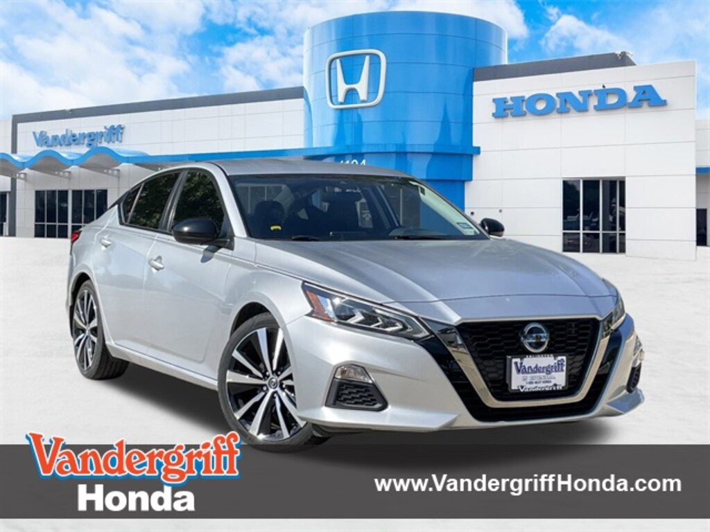 Used 2020 Nissan Altima 2.5 SR Sedan