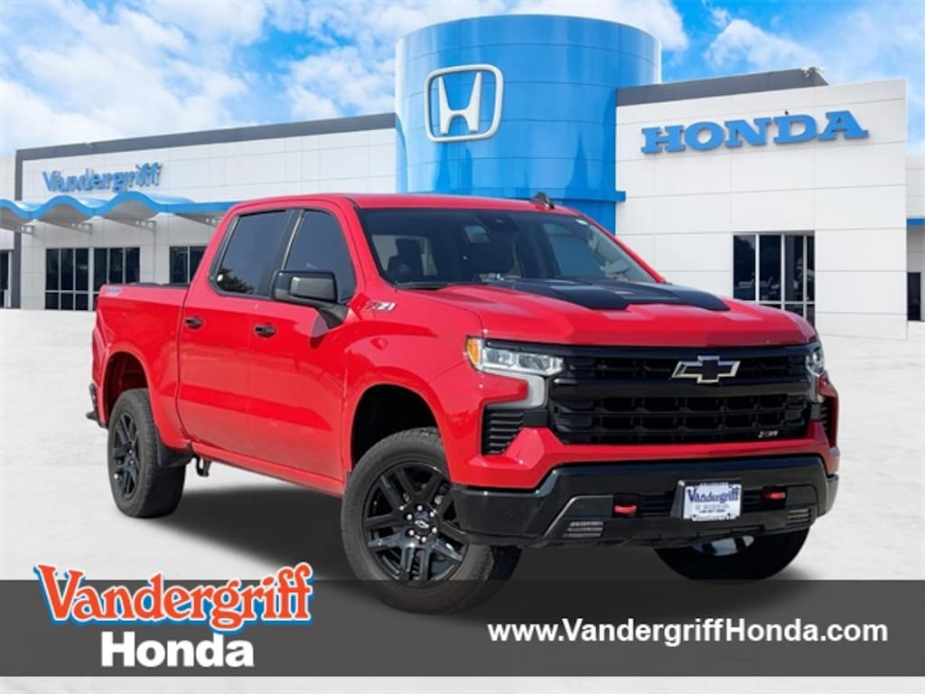 Used 2024 Chevrolet Silverado 1500 LT Trail Boss Truck Crew Cab