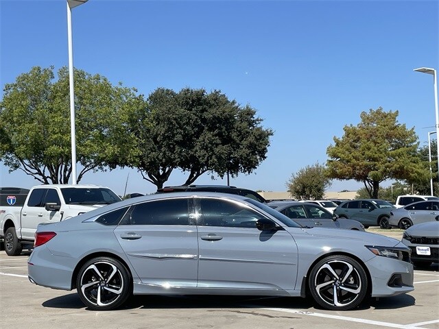 2022 Honda Accord Sport photo 3