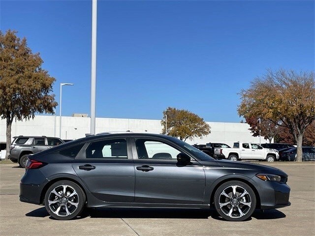 2025 Honda Civic Hybrid Sport Touring photo 3
