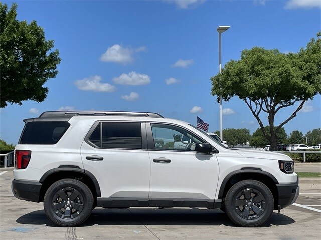 2026 Honda Passport photo 3