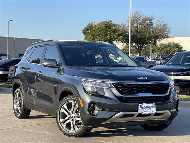 2023 Kia Seltos S photo 2