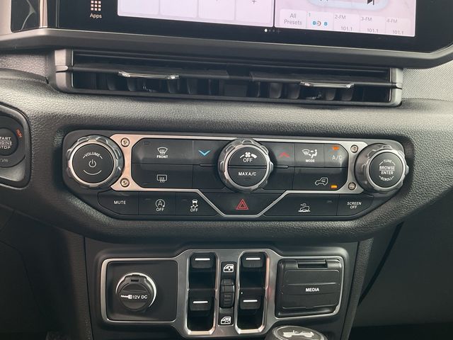 2025 Jeep Wrangler 4-Door Sport S - Photo 19