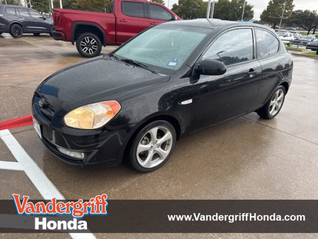 Used 2008 Hyundai Accent SE Hatchback