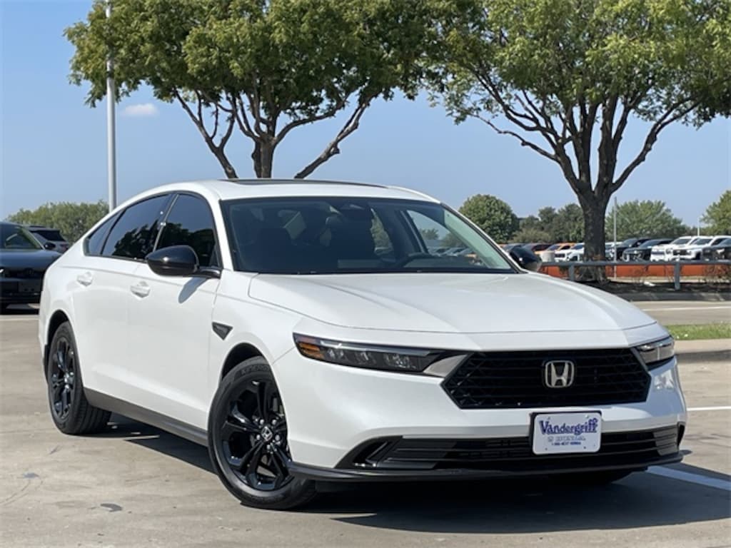 Used 2025 Honda Accord SE Sedan