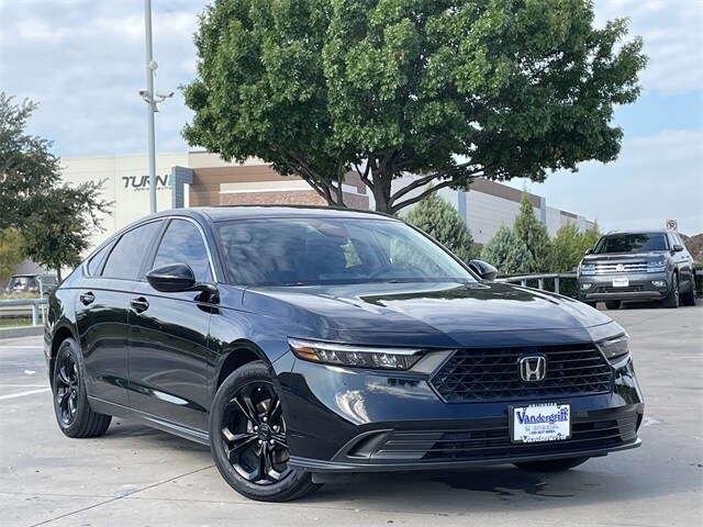 2024 Honda Accord LX photo 2