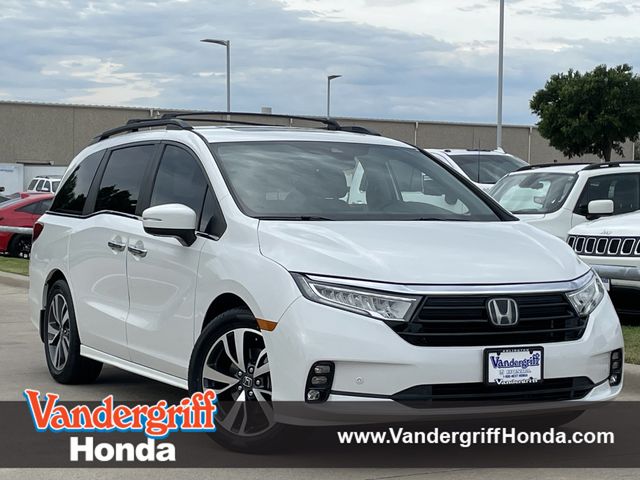 2023 Honda Odyssey Touring's photo