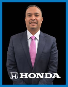 Staff member Kenny Nguyen from ID_4401abe60a56