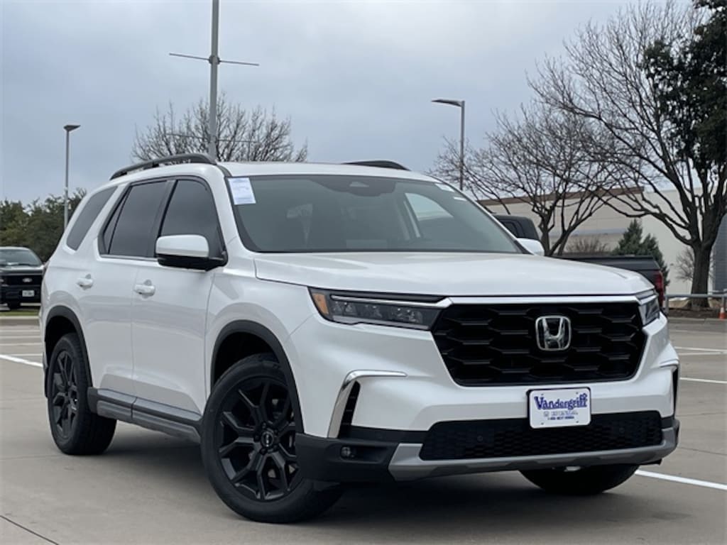 New 2025 Honda Pilot Touring SUV
