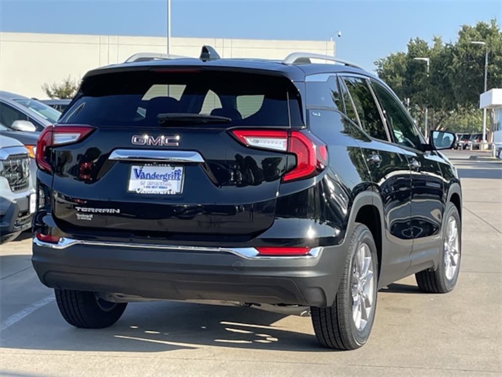 Used 2022 GMC Terrain SLT SUV