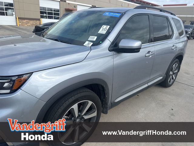 2024 Honda Pilot Touring 2WD's photo