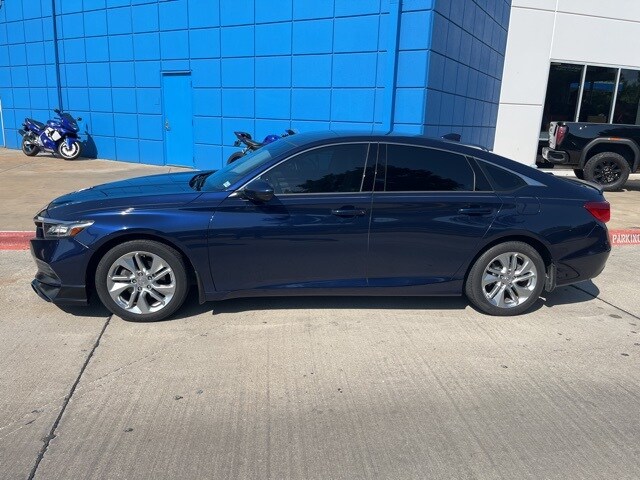 2018 Honda Accord LX photo 2