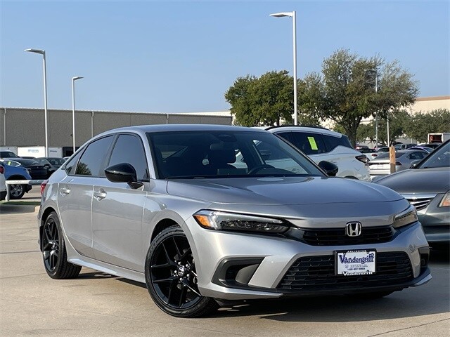 2024 Honda Civic Sport photo 2