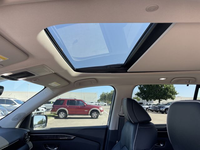 2025 Honda Pilot Elite - Photo 25