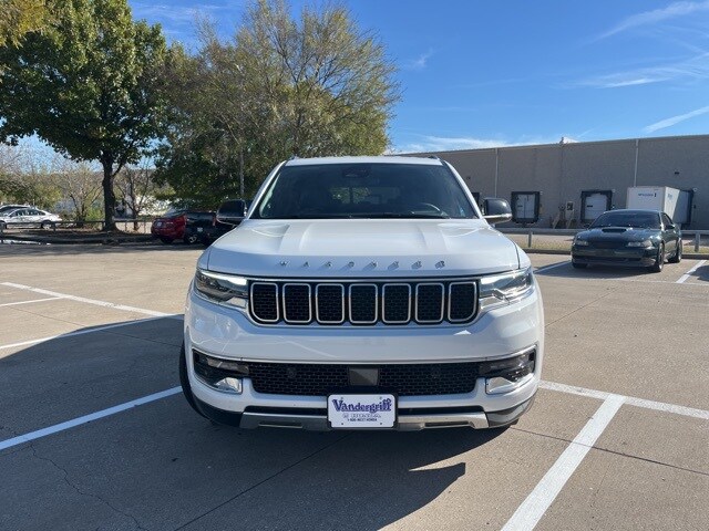 2024 Jeep Wagoneer L Series III photo 2