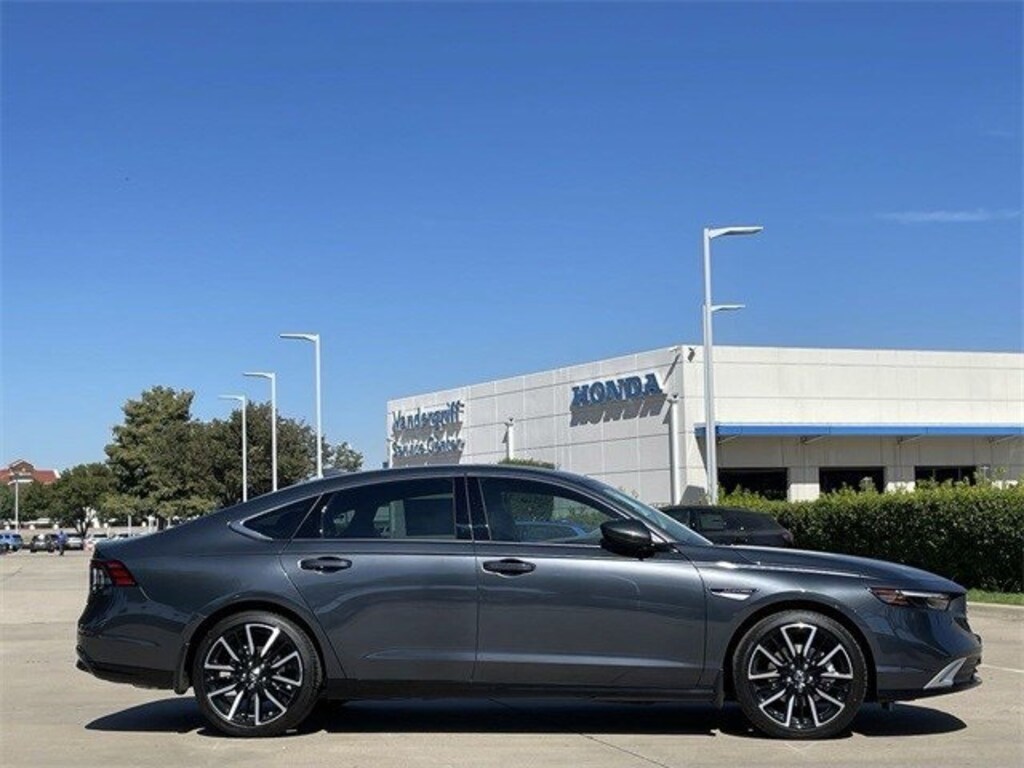 New 2025 Honda Accord Hybrid Touring Sedan