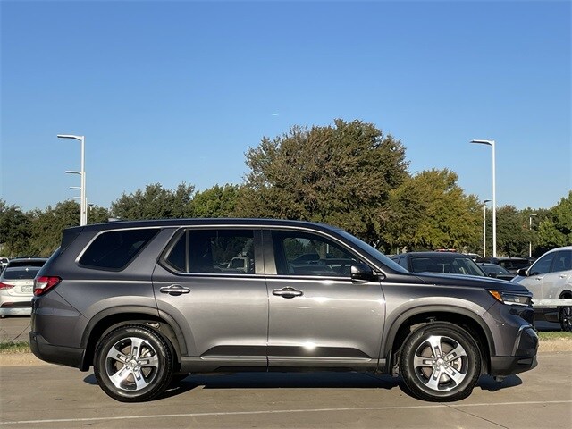 2025 Honda Pilot EX-L photo 3
