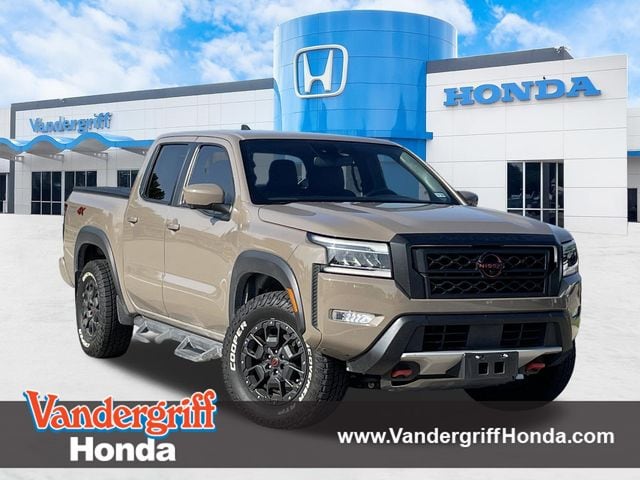 2022 Nissan Frontier PRO-4X Crew Cab 4X4's photo