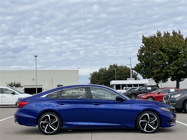 2022 Honda Accord Sport photo 2