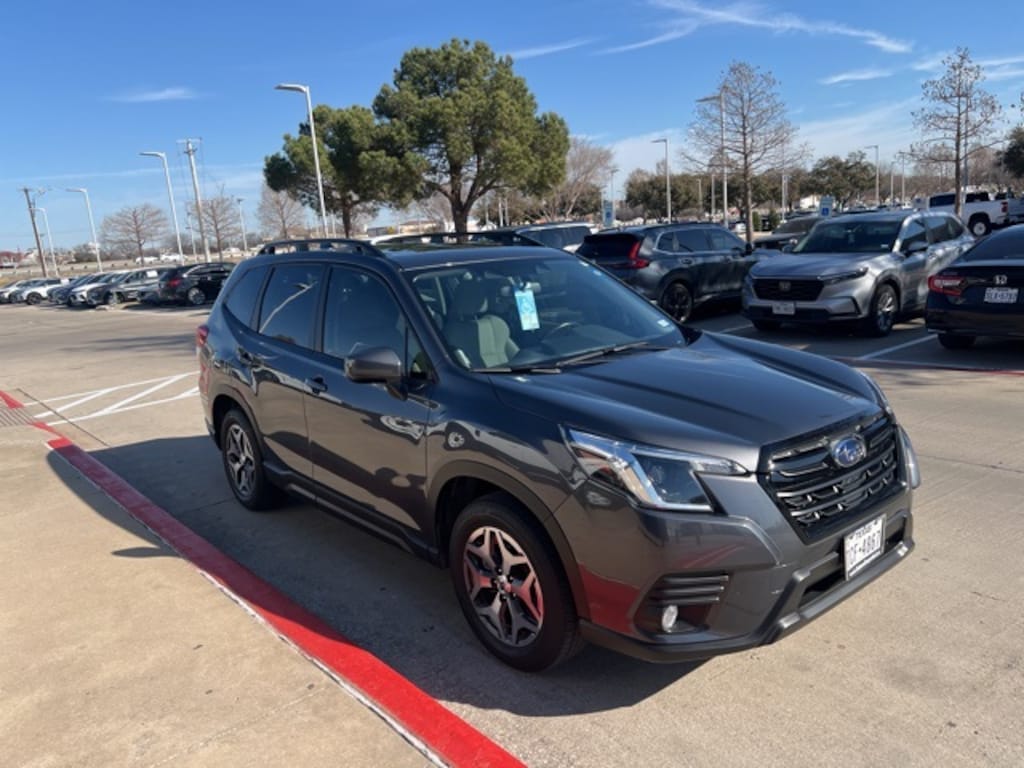 Used 2023 Subaru Forester Premium SUV