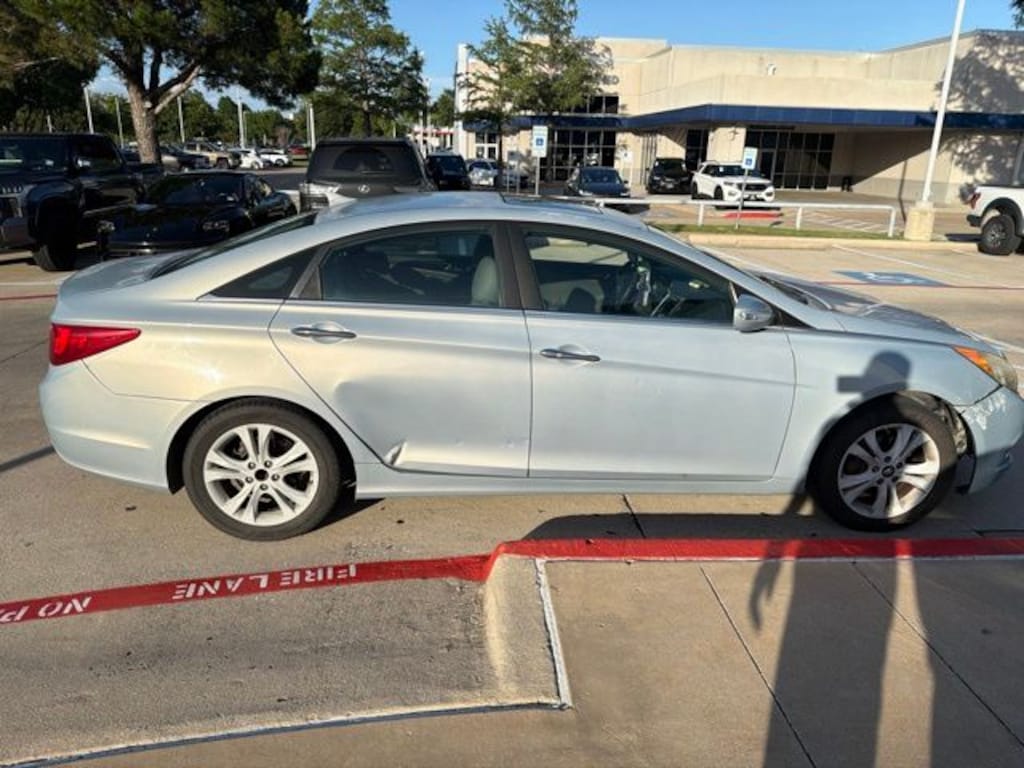 Used 2011 Hyundai Sonata Limited Sedan
