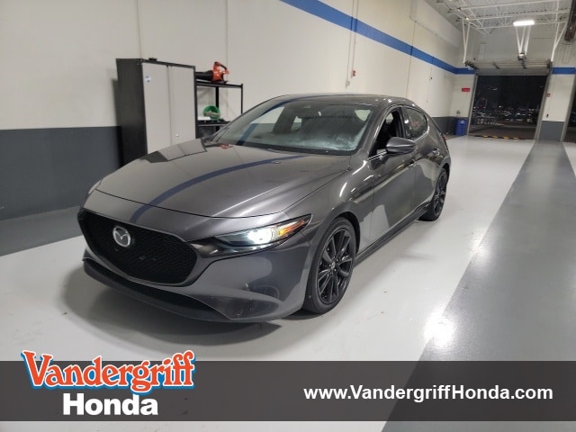 2019 Mazda Mazda3 Premium's photo