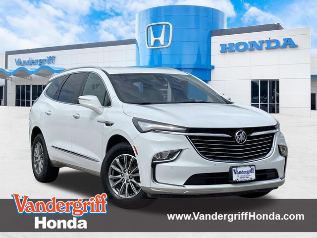 2022 Buick Enclave Essence's photo