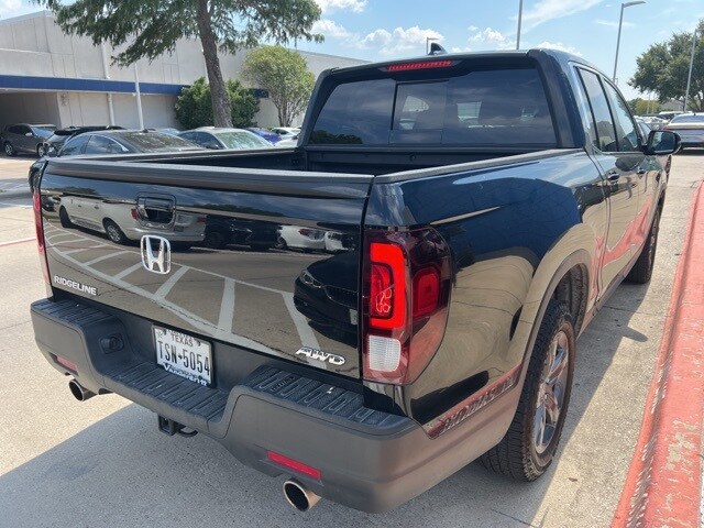 2023 Honda Ridgeline RTL photo 2