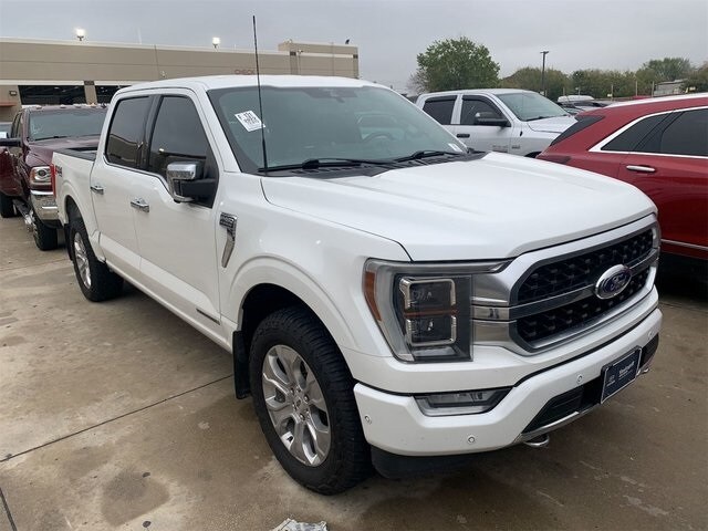 2022 Ford F-150 Platinum photo 2