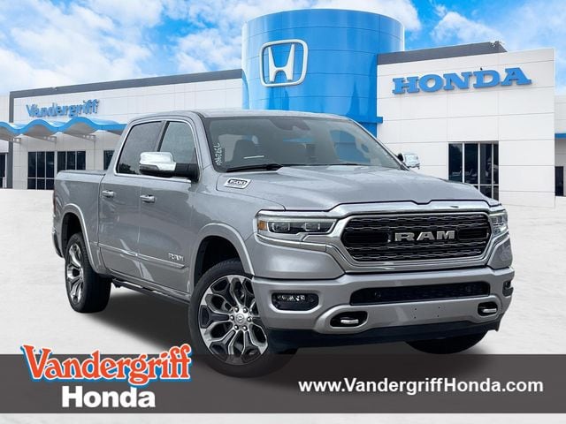 2023 RAM 1500 Limited 4x4 Crew Cab 5'7's photo