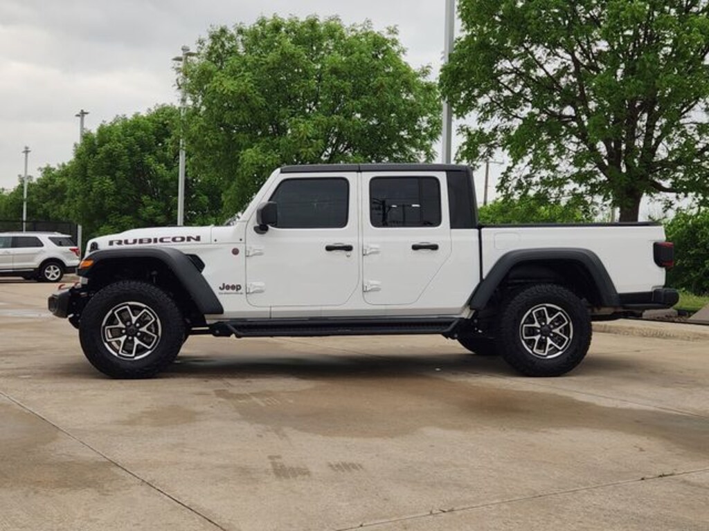 Used 2024 Jeep Gladiator Rubicon Truck Crew Cab