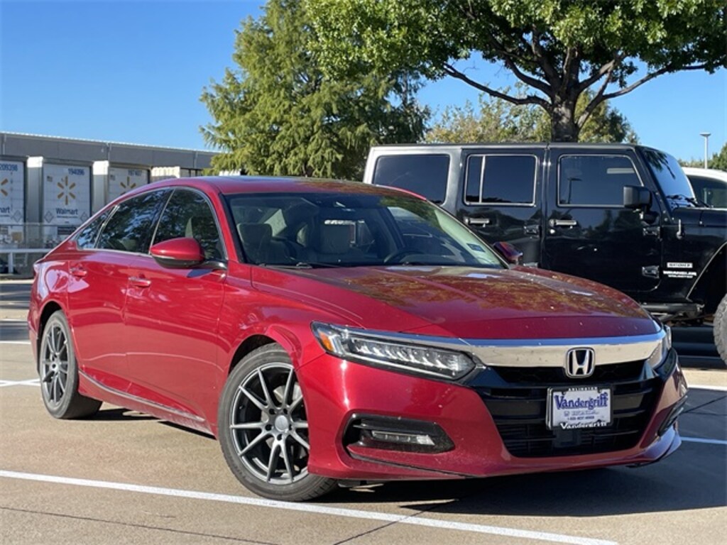 Used 2018 Honda Accord Touring 2.0T Sedan