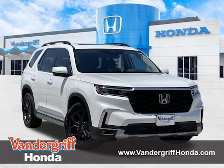 2025 Honda Pilot Touring SUV