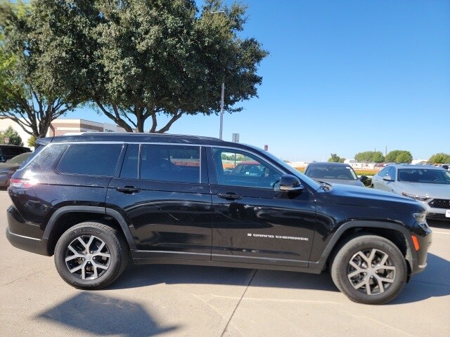 2024 Jeep Grand Cherokee Limited photo 4