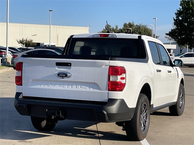 2024 Ford Maverick XL photo 3