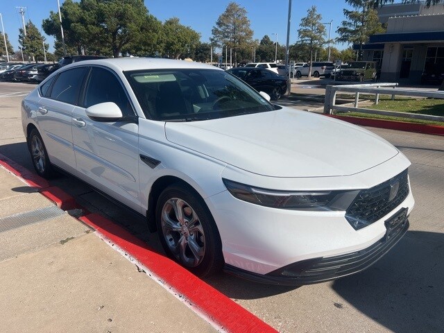 2024 Honda Accord LX photo 4