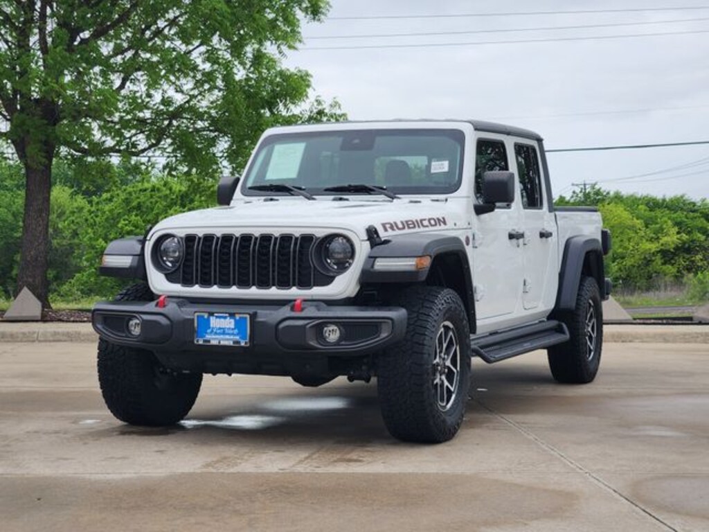 Used 2024 Jeep Gladiator Rubicon Truck Crew Cab