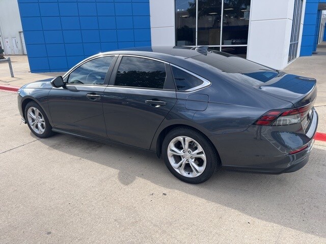 2023 Honda Accord LX photo 2