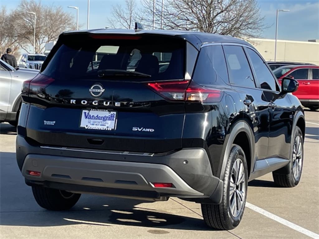 Used 2023 Nissan Rogue SV SUV